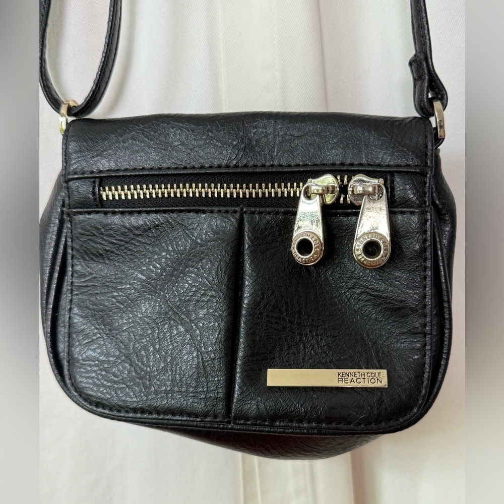Kenneth Cole Reaction Vtg Leather Adjustable Convertible Crossbody Shoulder Bag